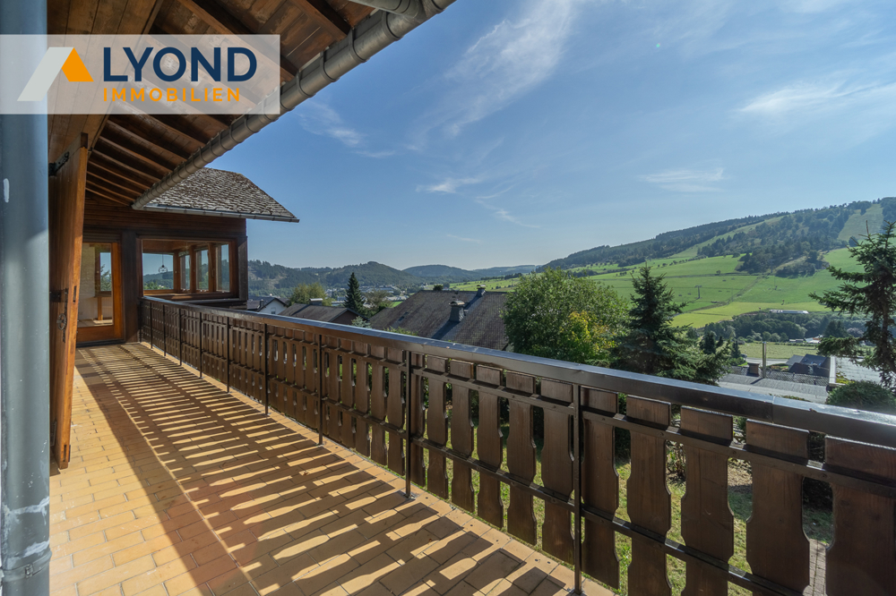 Balkon OG